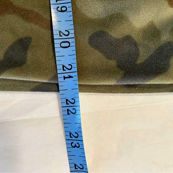 American Eagle Outfitters XS Pullover Gr/Br Camo Pullover Sweatshirt With Hood - Picture 4 of 7